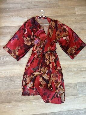 Kim + Ono satin midi kimono